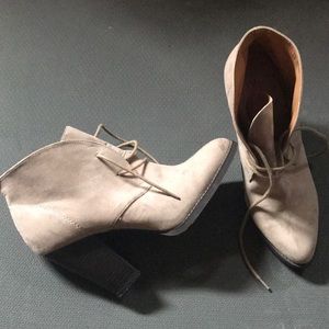 Heeled booties